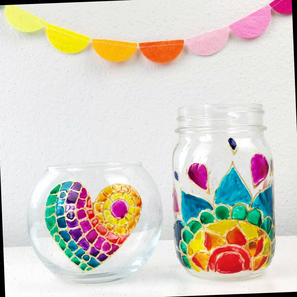 Pintura de Jarras e Vasos de Vidro Manchado