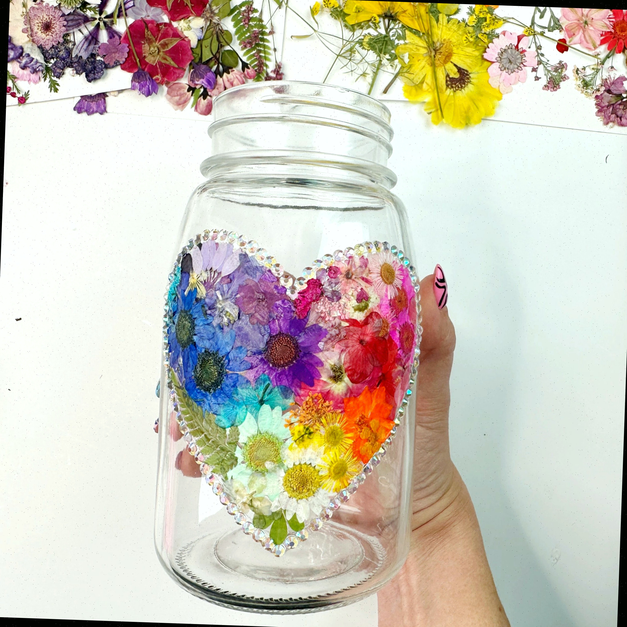 Como Fazer Frascos de Flores Prensadas