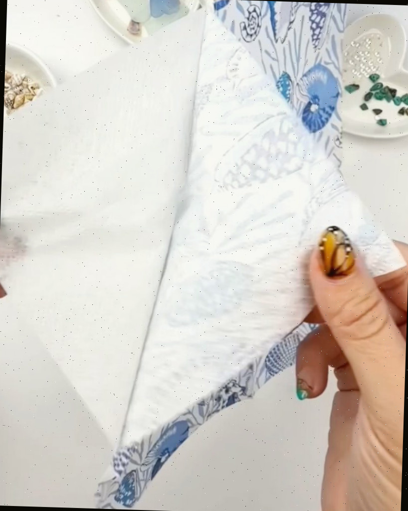 separar guardanapo em 1 camada antes da decoupage