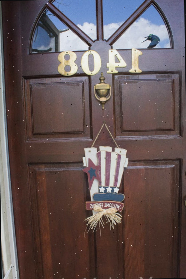 Um detalhamento de uma porta
