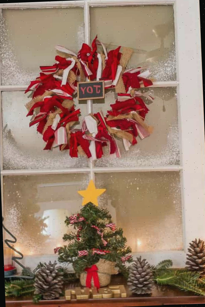 Artesanato e árvore de Natal