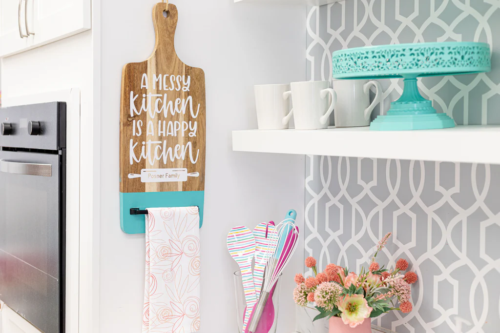 Projeto DIY de atualização de brechó da Cricut