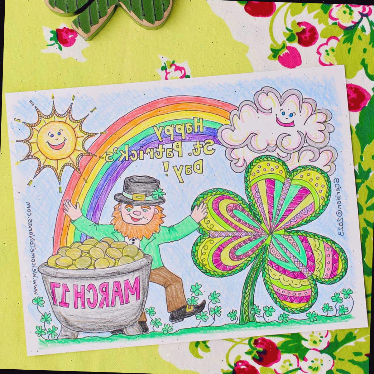 Folha de Colorir do Dia de São Patrício (com duende, arco-íris, trevos e mais)