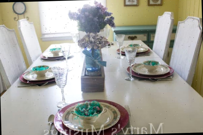 Uma mesa de jantar