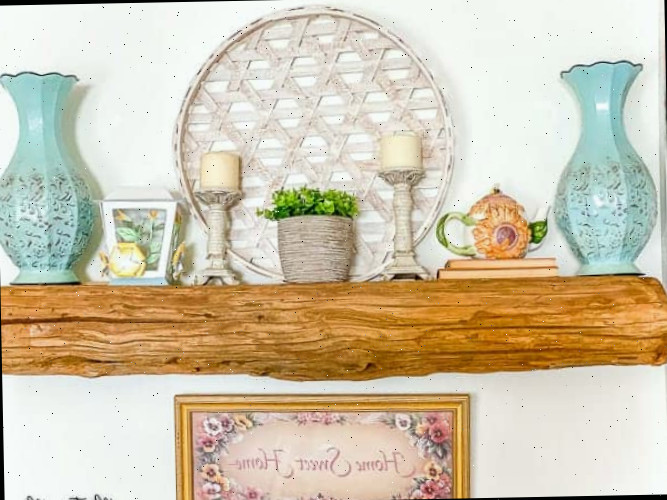 moldura de primavera acessível com decorações azuis e corais Imagem de Primavera