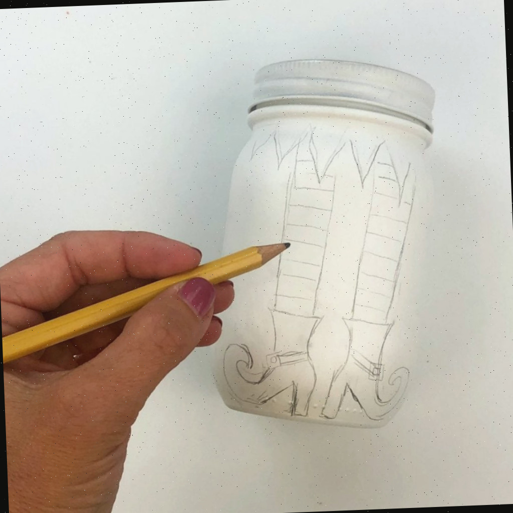 Esboçando o design da perna no frasco