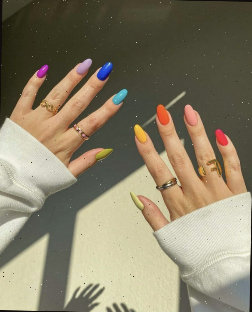 Unhas arco-íris