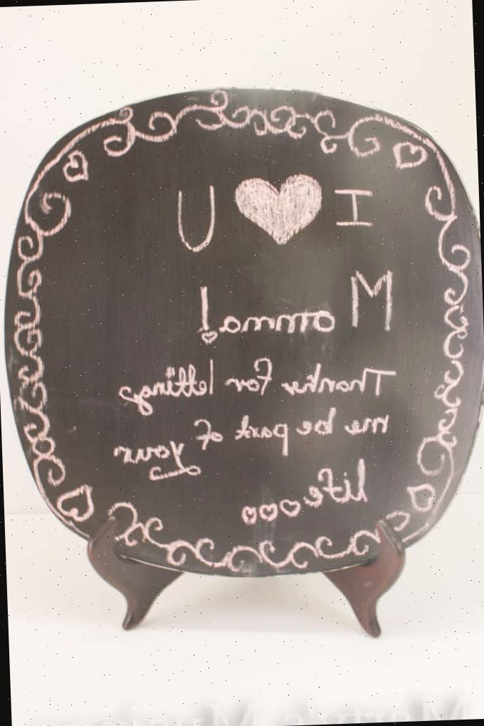 Artesanato para o Dia das Mães com tinta de quadro-negro para vidro de Marty's Musings