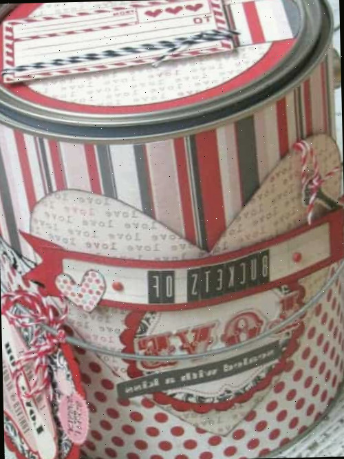 Mini baldes de tinta decorados com papel para o Dia dos Namorados