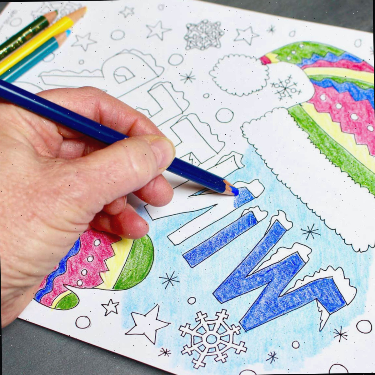 Página de Colorir de Inverno Grátis para Crianças