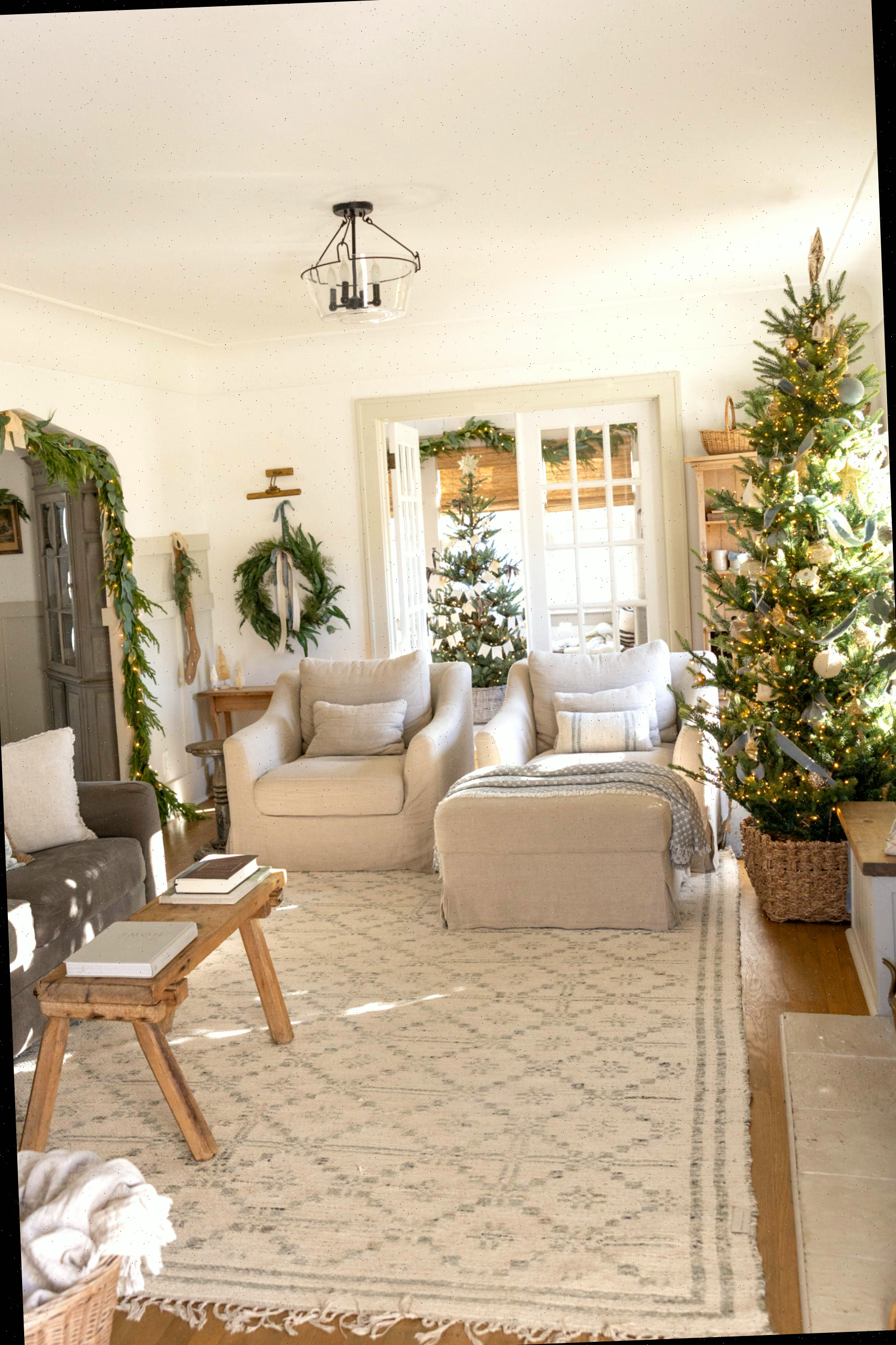 Decoração de Natal na sala de estar
