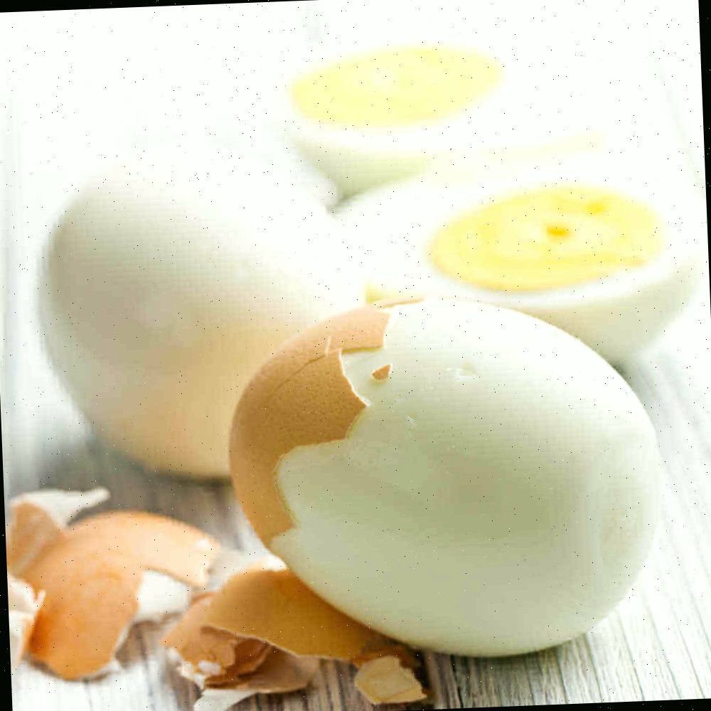 Como Fazer Ovos Cozidos Perfeitos Que Descascam Facilmente Toda Vez