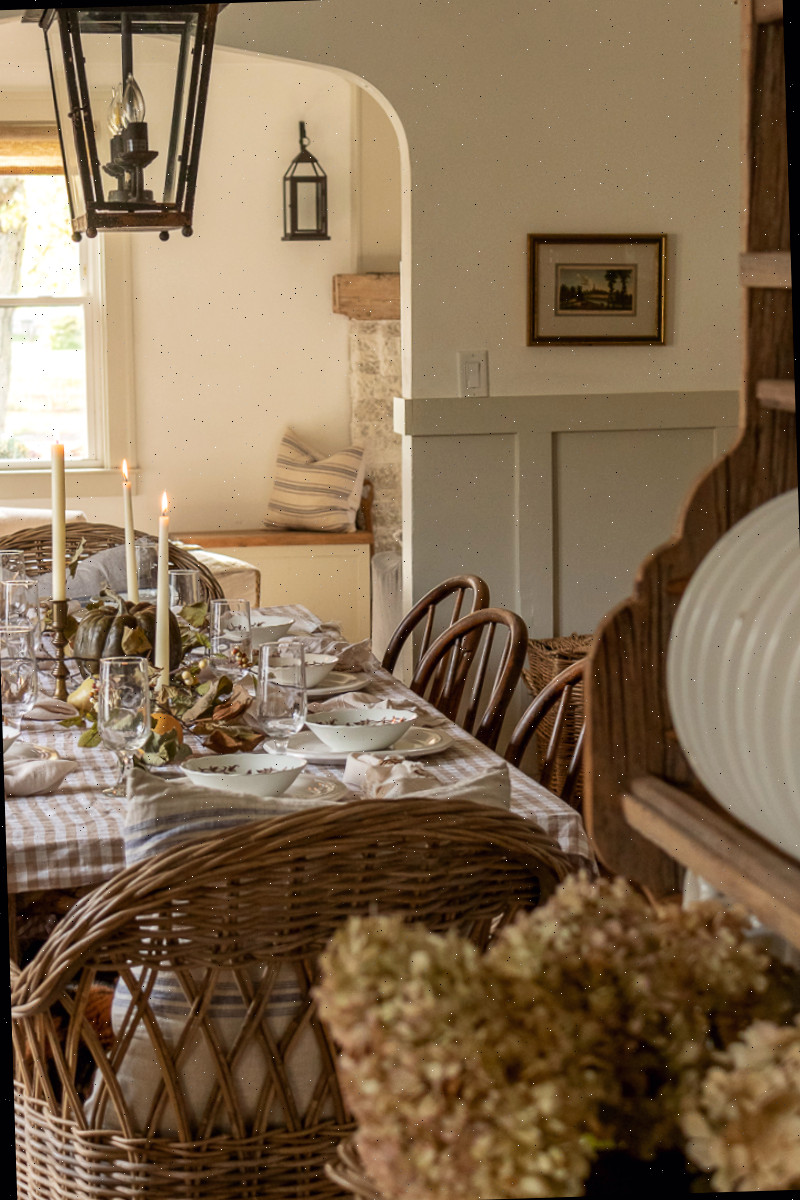 Mesa de Ação de Graças com decoração econômica em estilo cottage
