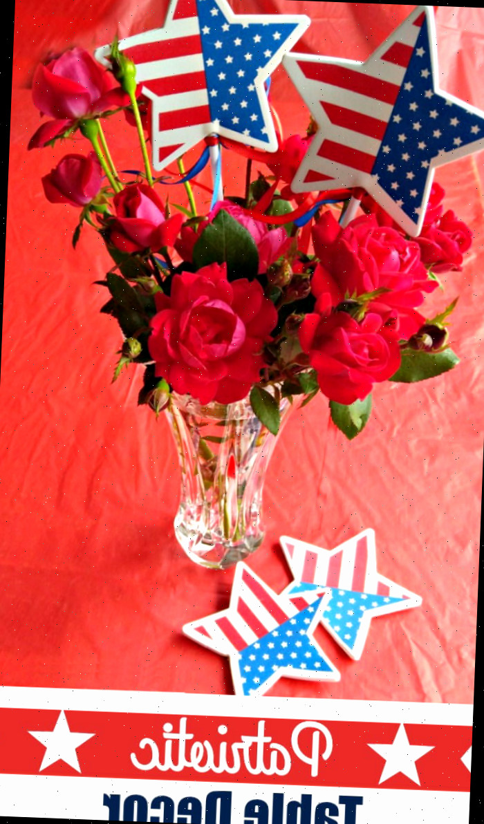 Flores em um vaso com estrelas de bandeira e palavras