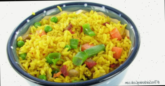 Arroz Frito com Porco e Legumes