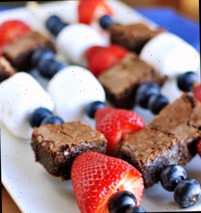 Espetadas de Brownie Patrióticas