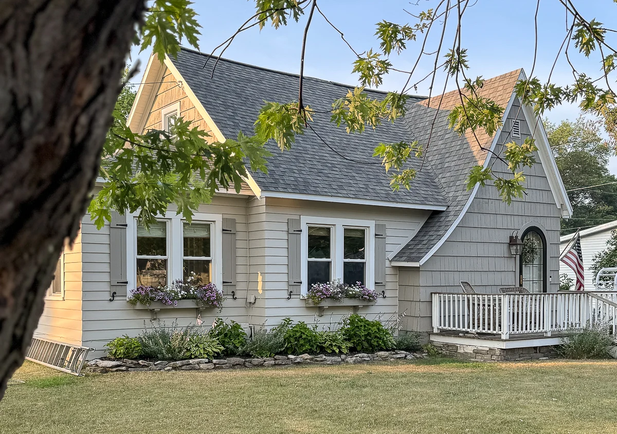 Cores de pintura para o exterior em estilo cottage
