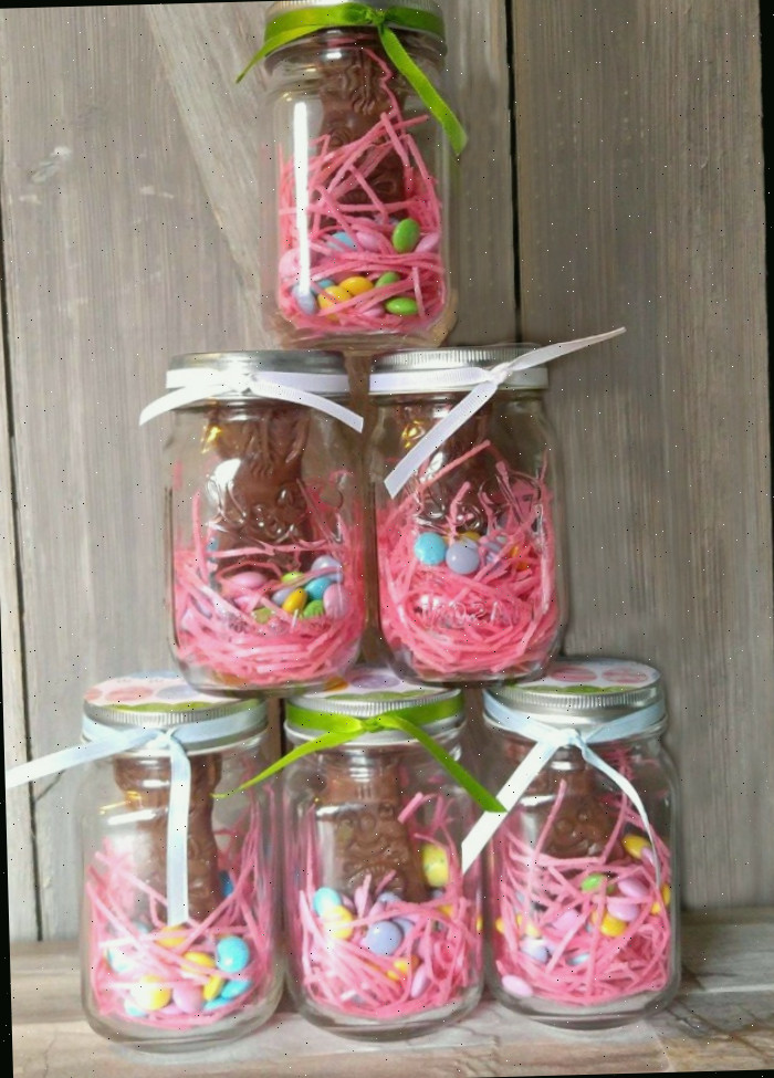 Guloseimas de Páscoa em Potes Mason Essas doces de Coelhinho da Páscoa em Pote Mason são a solução ideal para uma Cesta de Páscoa